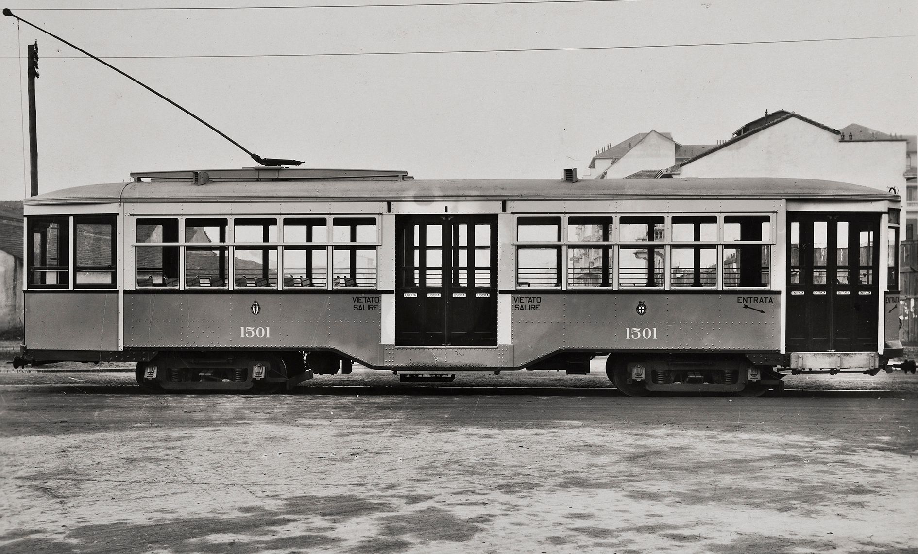 Primo prototipo del tram Carrelli,