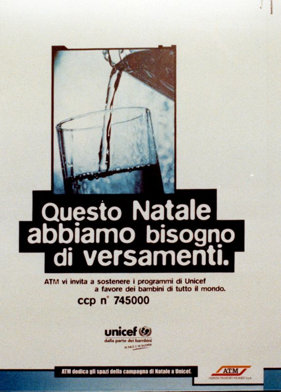 "Questo Natale abbiamo bisogno di versamenti.", 2001 "Questo Natale abbiamo bisogno di versamenti.", 2001